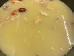 -汤宴·参须肚包鸡(南京路店)
