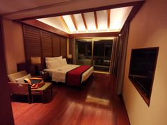 -三亚湾海居铂尔曼度假酒店