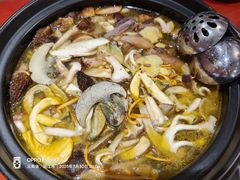 -菌之家·专业纯野生菌火锅·特色炒菌