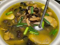 -逸兴楼·地道长沙菜(六沟垅店)