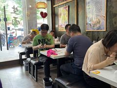 -二扁私房面馆(崂山路店)