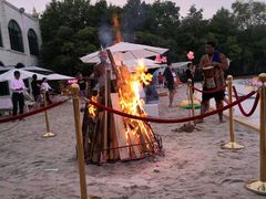 沙滩泳池-太阳岛度假酒店