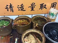 -矮子粉店1985·长沙米粉(湘春路店)
