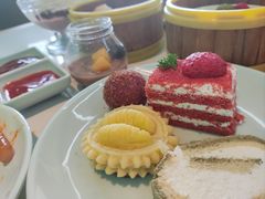 -绿岛港轩海鲜烤肉涮锅自助餐厅