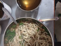 -正宗杨记普洱酸醋米线(总店)