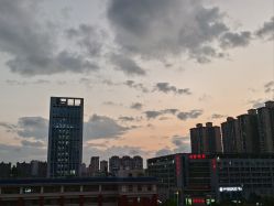 -自在瑜伽·普拉提馆MRBH