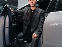 -浙江星杭奔驰4S店(海创园店)