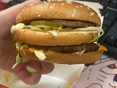 -麦当劳(展览路店)