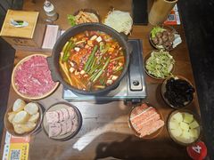 -黔有有贵州酸汤夺夺粉火锅(五味十字店)