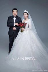 -洋洋婚纱品牌集合店