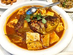 乾隆鱼头烧豆腐-乾隆美食·本帮菜(黄河路店)
