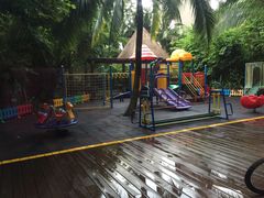 -三亚湾海居铂尔曼度假酒店