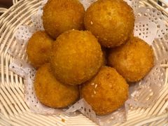 黄米炸糕-大铁勺酒楼(宾水西道店)