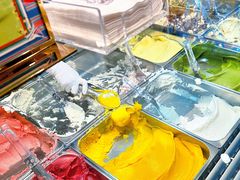 -VENCHI 闻绮(上海佛罗伦萨小镇店)