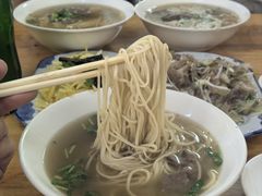 -十二忠手拉面(中华路店)
