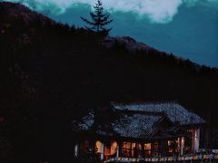 -硗碛藏寨·神木垒景区