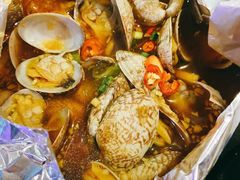 -沪上名羊天下•烤羊腿•东北烧烤•小龙虾(浦东直营总店)