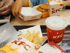-肯德基(盘龙奥莱店)