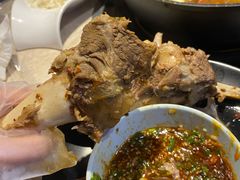 -沪小胖小龙虾(淮海中路旗舰店)