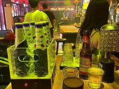 -喜鹊音乐酒馆(西街店)