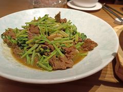 小炒黄牛肉-小厨师·二十年沈家门小海鲜(百井坊巷店)