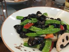 -襄平西海兴饭店