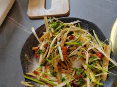 -红井路游艺炖锅·音乐餐吧(十渡店)