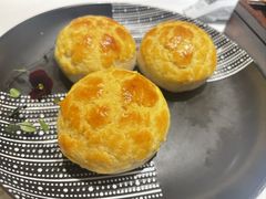酥皮叉烧包-白天鹅宾馆-玉堂春暖餐厅