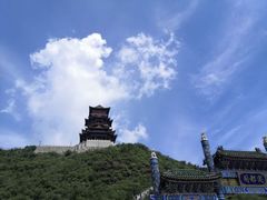 -定都峰