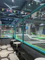 -反弹蹦床公园·亲子乐园·团建·派对(尚品奥莱店)