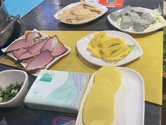 -四季喧黔味豆米火锅(万达广场店)