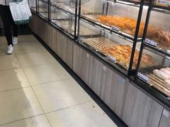 面包甜点陈列柜-85度C(生甜甜圈研究工坊·上海松江人民北路店)