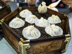 灌汤包-西安贾三灌汤包·回坊小吃·清真炒菜(北院门总店)