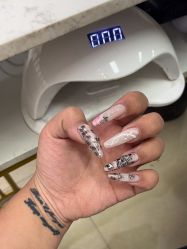 -尤米一站式美甲美睫