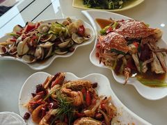 -覃记海鲜美食餐厅