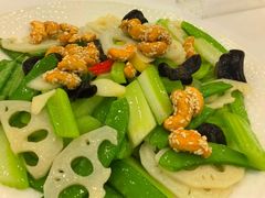 -粤盛海鲜平价店(洛溪食街店)