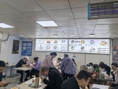 -樊记腊汁肉(竹笆市总店)
