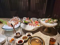 -余欢领鲜火锅(新街口店)