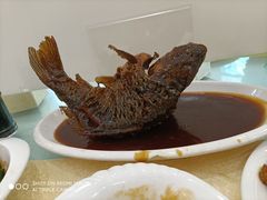 罾蹦鲤鱼-奥华餐厅·老张记(台基厂店)