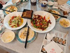 -汗腾格里·风味餐厅(新疆驻京办店)