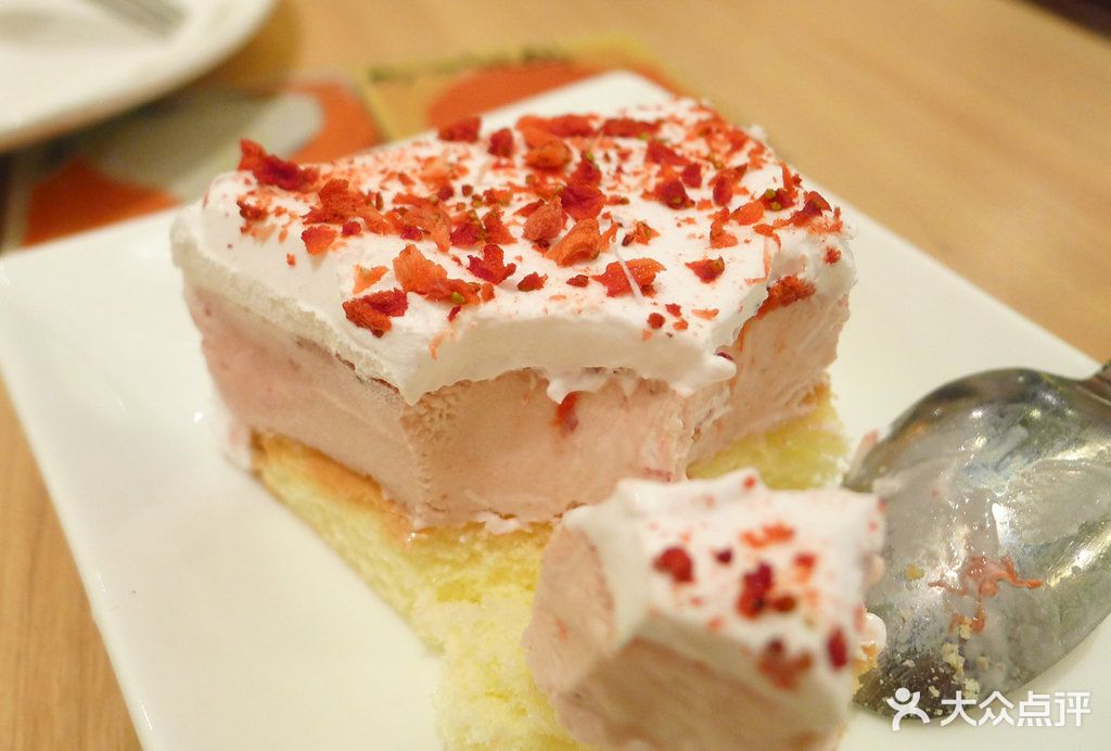 必胜客(万象城店)草莓冰激凌蛋糕图片 - 第67张