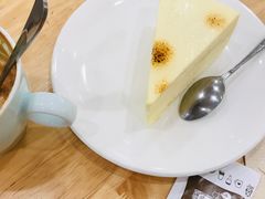 -猫的天空之城概念书店(印象城购物中心店)