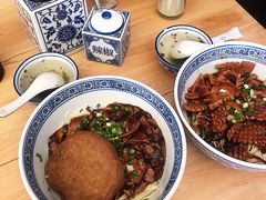 -沪西老弄堂面馆(定西路店)