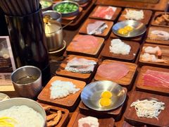 -银米·云南传统过桥米线(双廊黑金冠店)