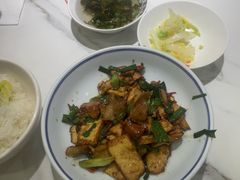 -弄堂咪道-饭香·面香·馄饨香(兴梅店)