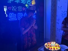 -沪华海鲜大酒楼(南汇店)