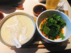 遵义豆花面-黔香阁·味(花木店)