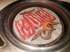 -佰烧海鲜烤肉火锅自助(世茂国际广场店)