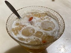 烤奶炖梨-小吊梨汤·北京菜·烤鸭(鸟巢店)