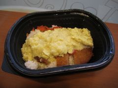 滑蛋厚切猪排饭-全家便利店(银翔路店)